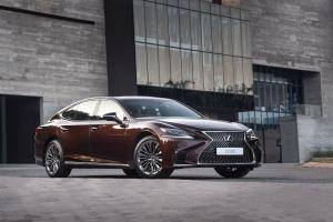 2018 Lexus LS500
